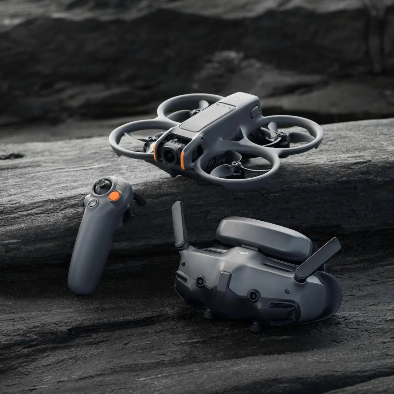 FPV Drone with 4K Camera, Goggles and Motion Controller F81387