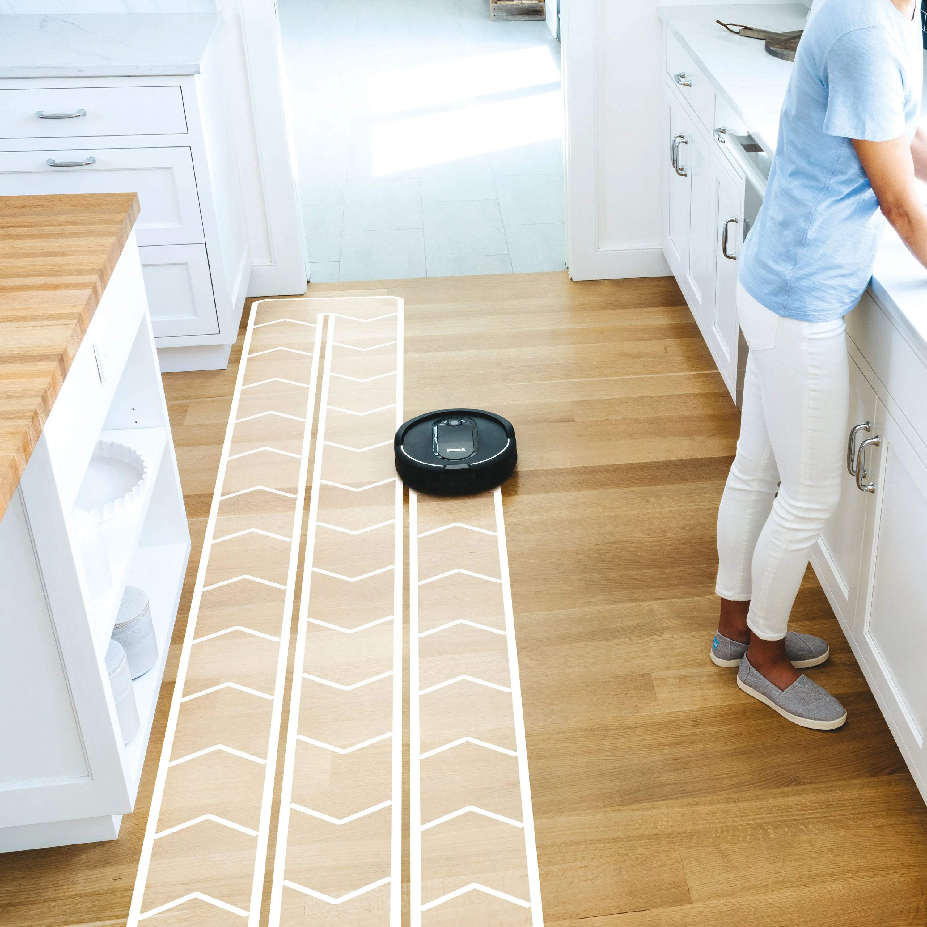 Robot Vacuum Cleaner with Self-Empty Base X721233