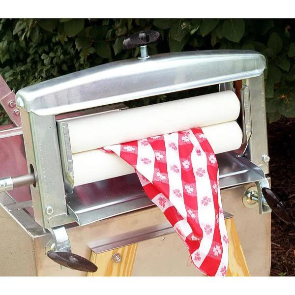 Manual Hand Crank Laundry Wringer E189307
