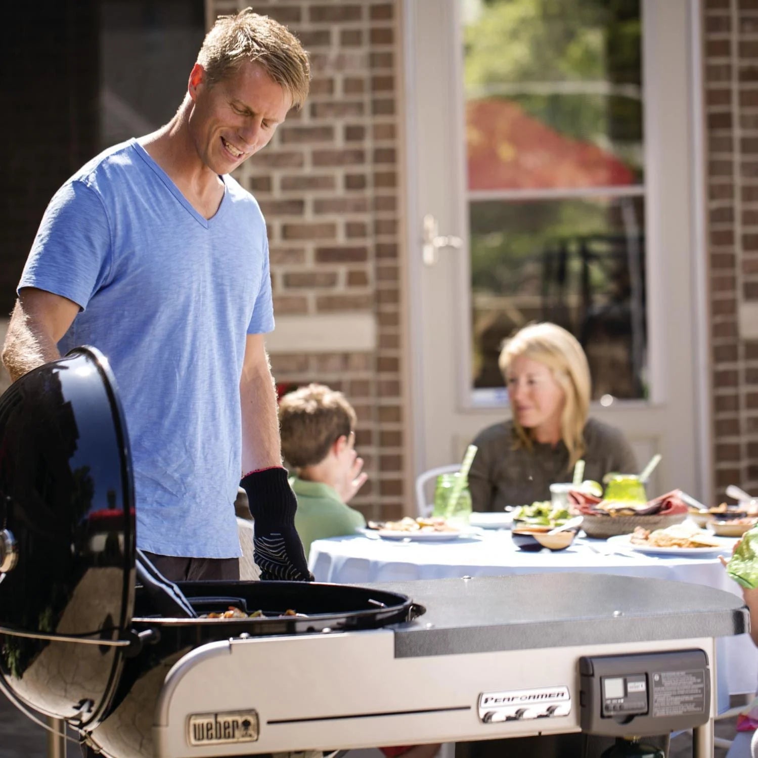 Freestanding Charcoal Grill with Touch-N-Go Ignition U69410