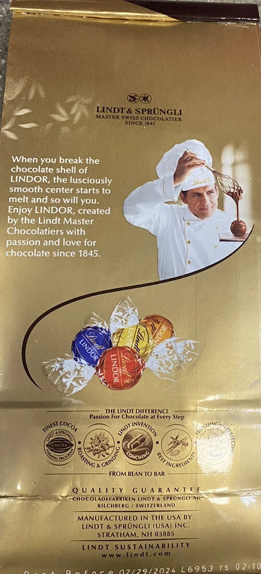 Assorted Chocolate Truffles 19 oz Bag Q503428